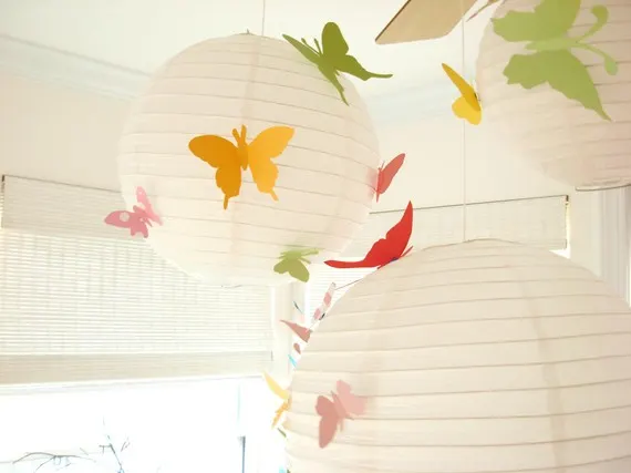 Ceiling elements for a nursery
