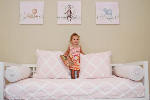 Serena and Lily Pink Diamond Quilt
