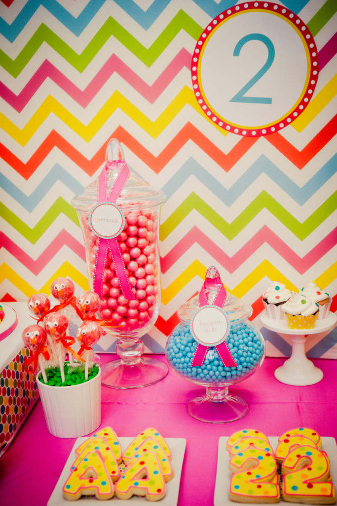 Girly Elmo Birthday Party - Project Nursery