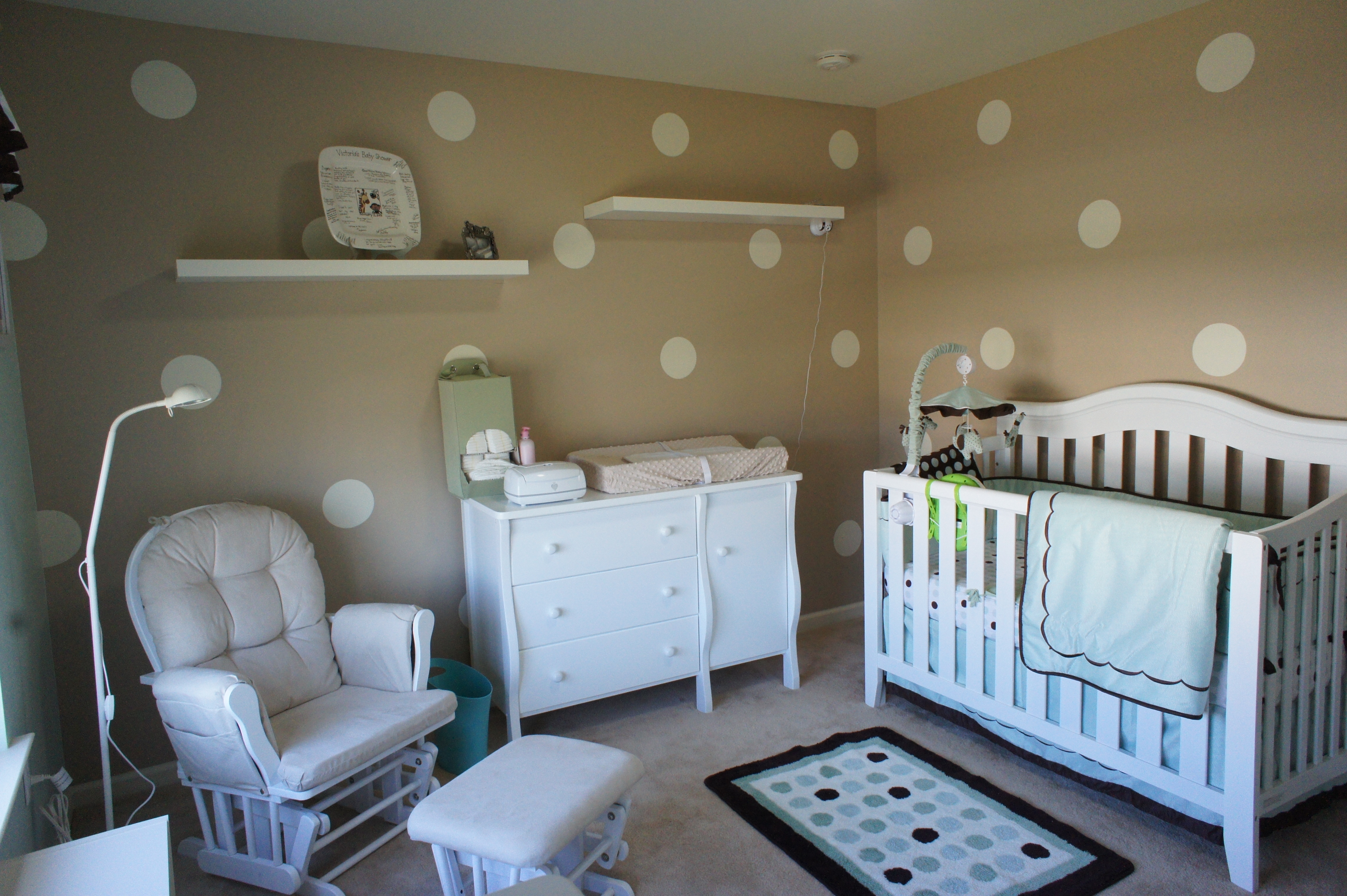 gender-neutral-nursery-polka-dot-theme-project-nursery