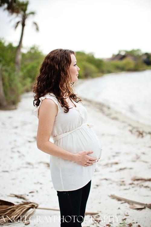 Easy Tips for a Gorgeous Maternity Photo Session | Click Love Grow