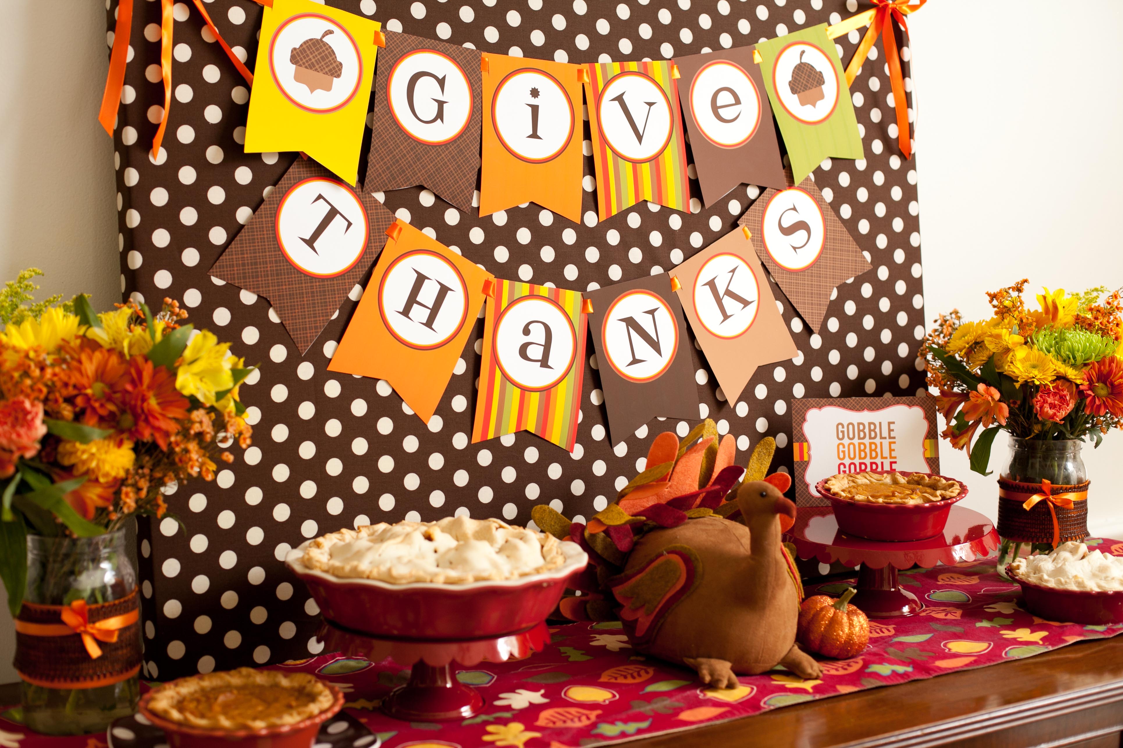 Party Reveal: Kid-Friendly Thanksgiving Table