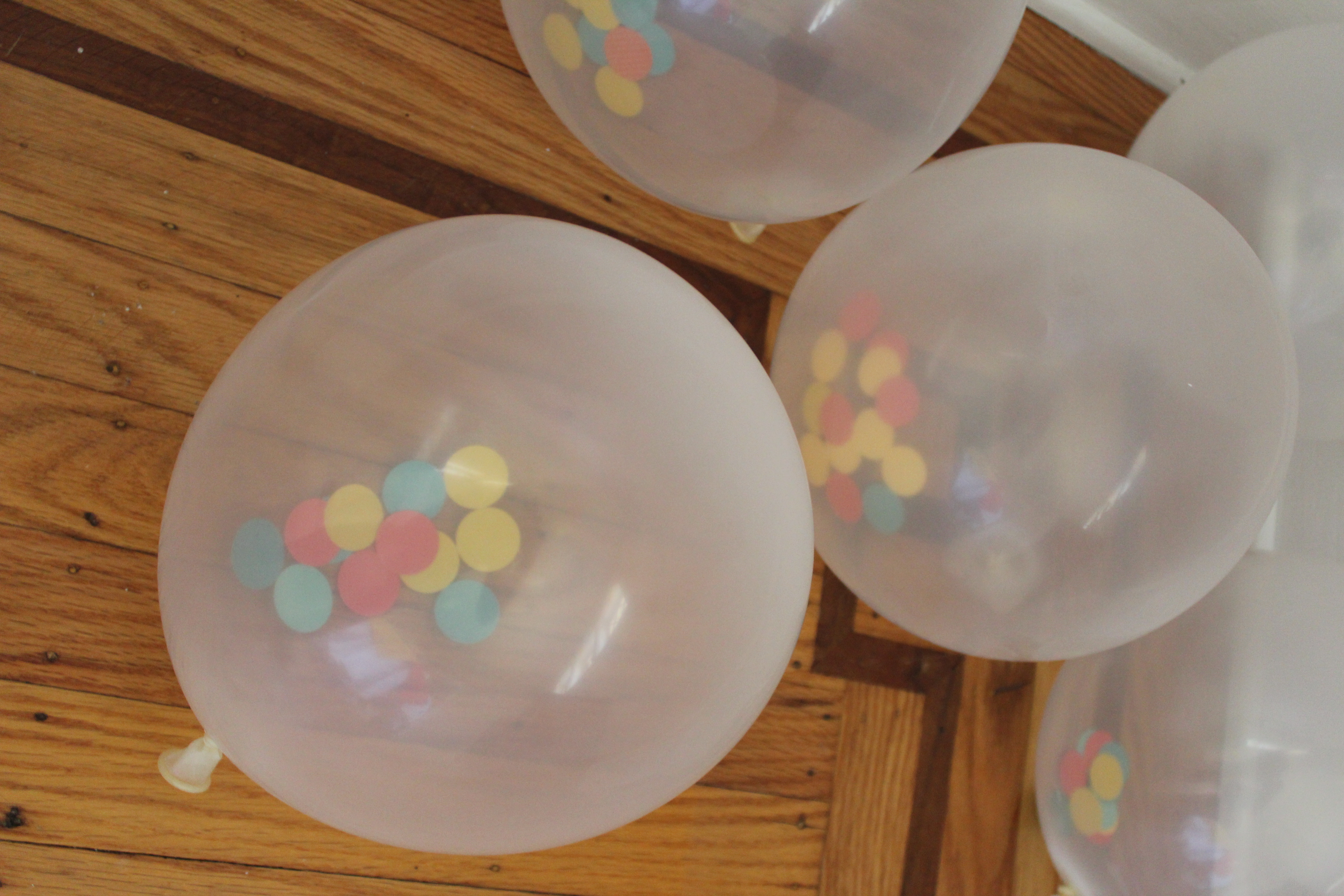 Themeless Birthday Party Balloons