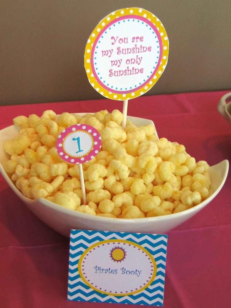 Sunshine and Lemonade Birthday Party Mac and Cheese