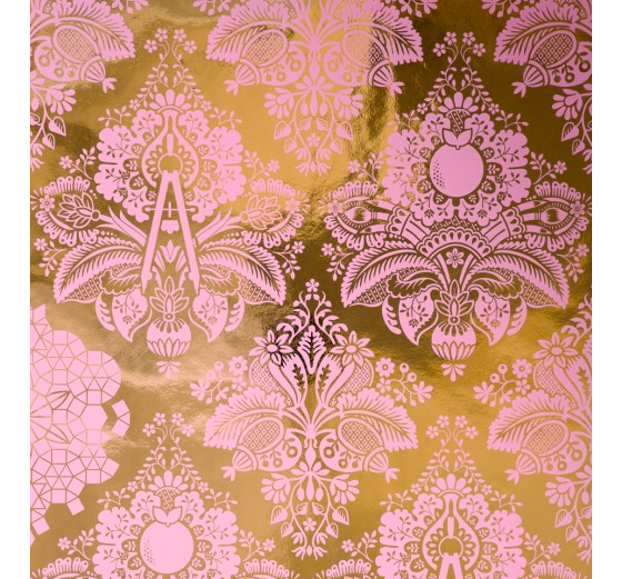 Pink and gold damask wallpaper