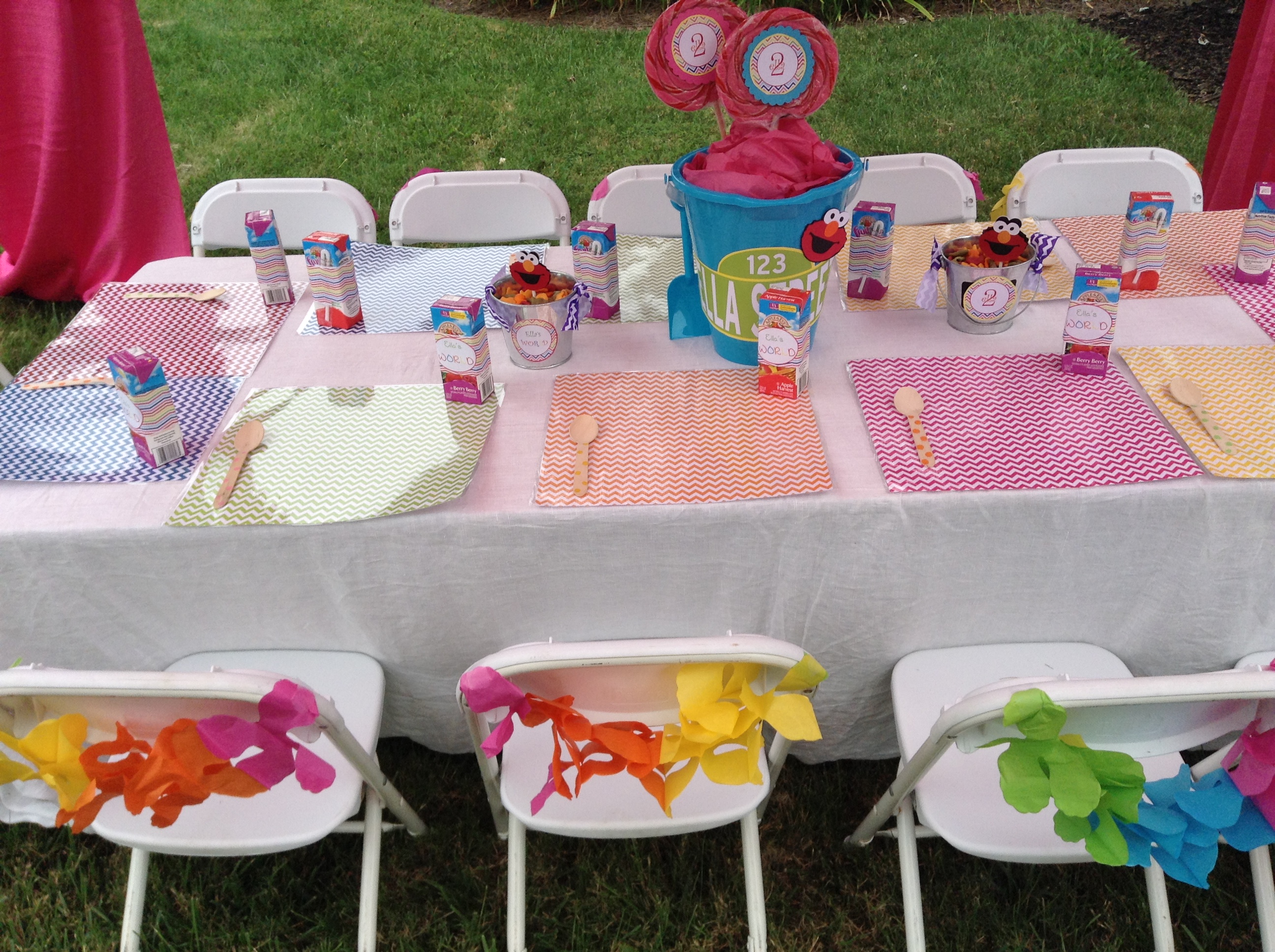 Girl Elmo 2nd Birthday Party Kids Table