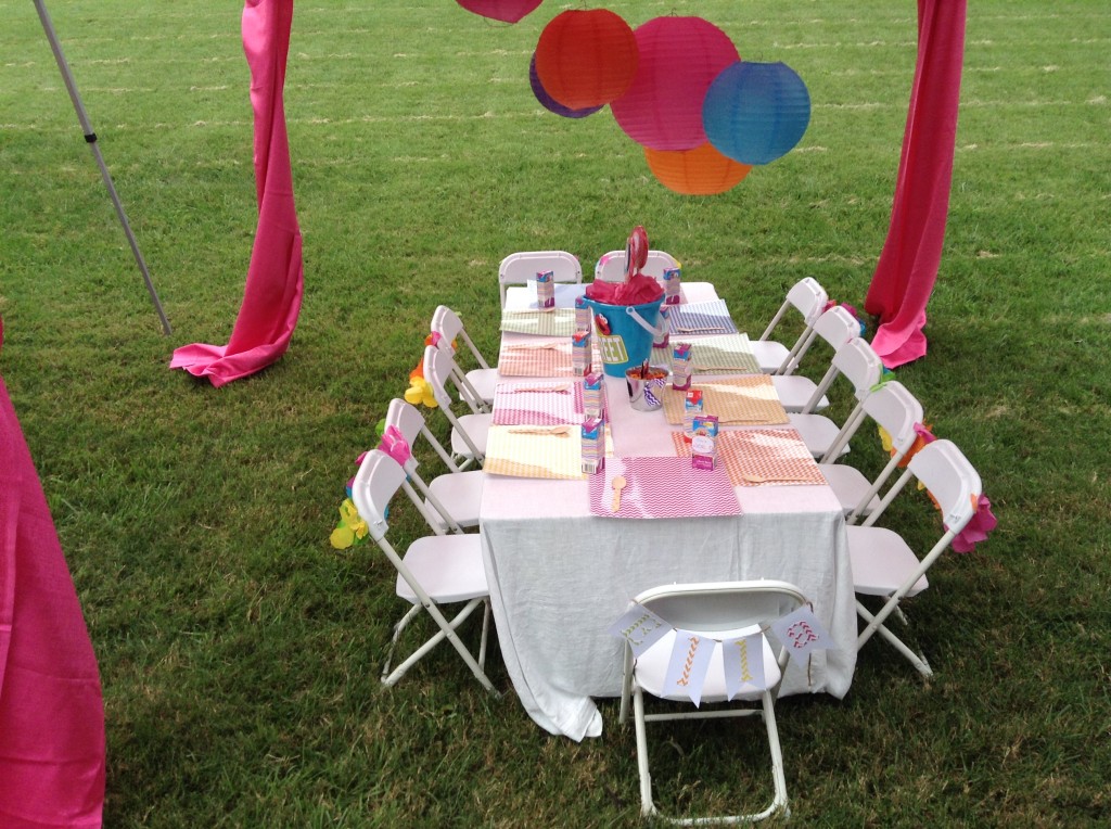 elmo kids table