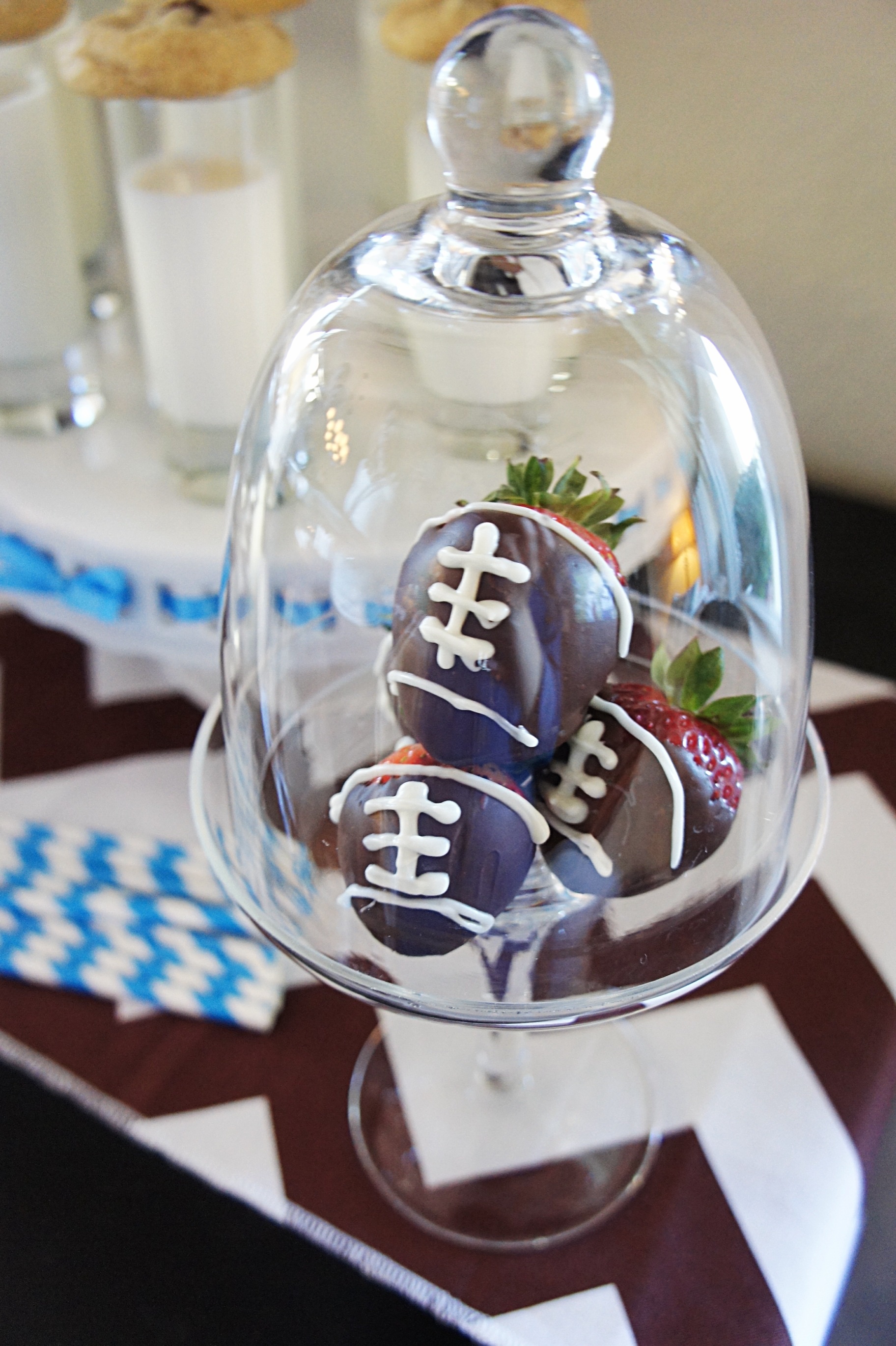 Pink and Blue Gender Reveal Party Chocolate Covered Strawberries