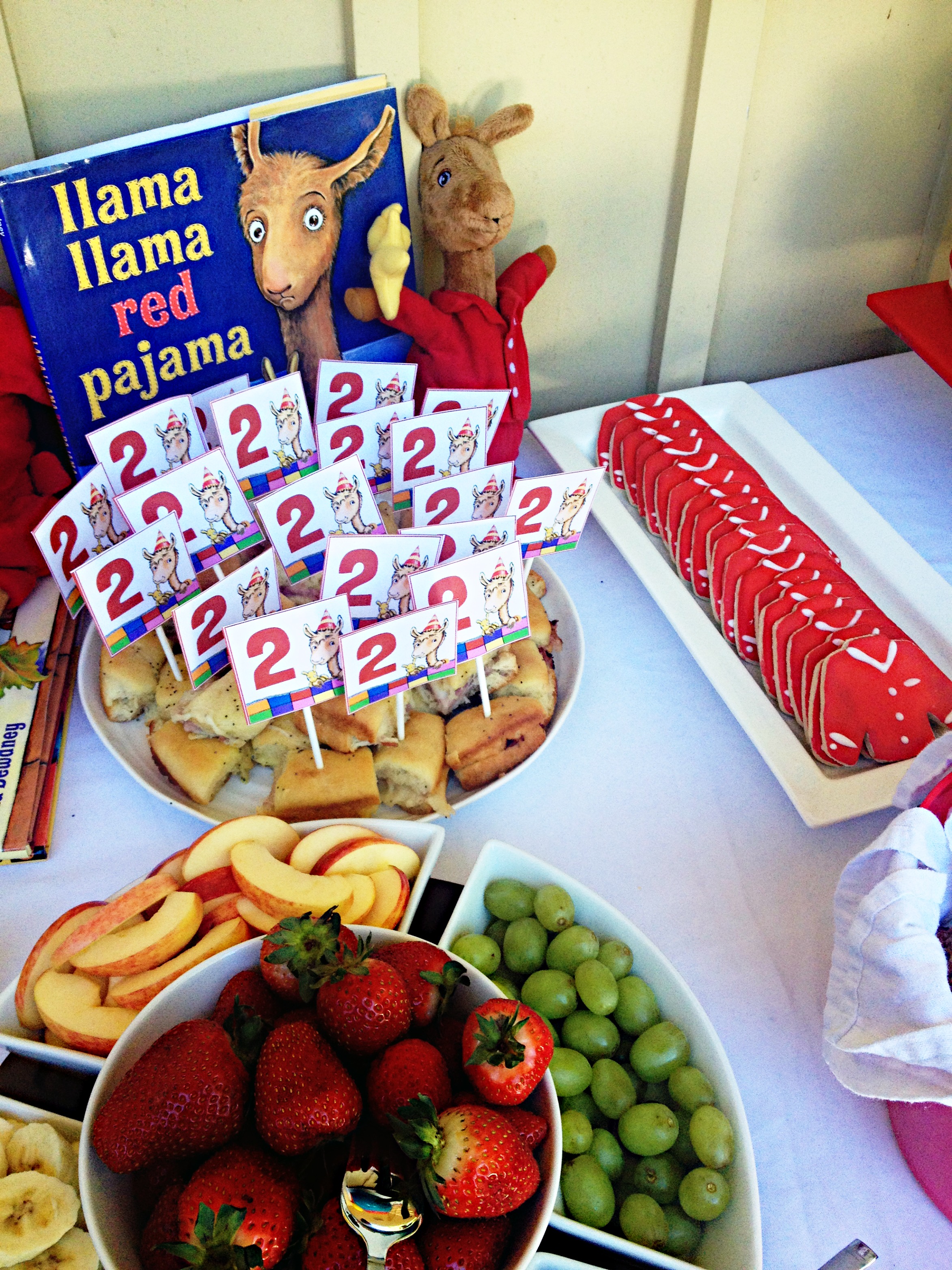 Llama Llama Pajama Party! More Yummy Food