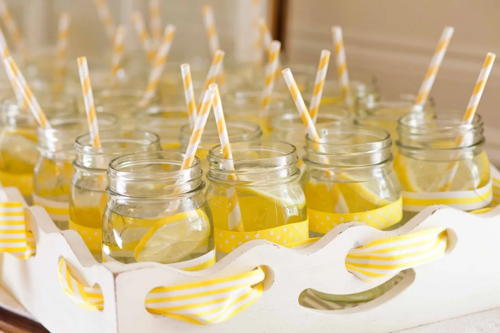 Mason Jar Drinks with Yellow Paper Straws - Project Nursery