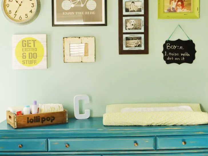 Refinished Dresser Using Homemade Chalk Paint