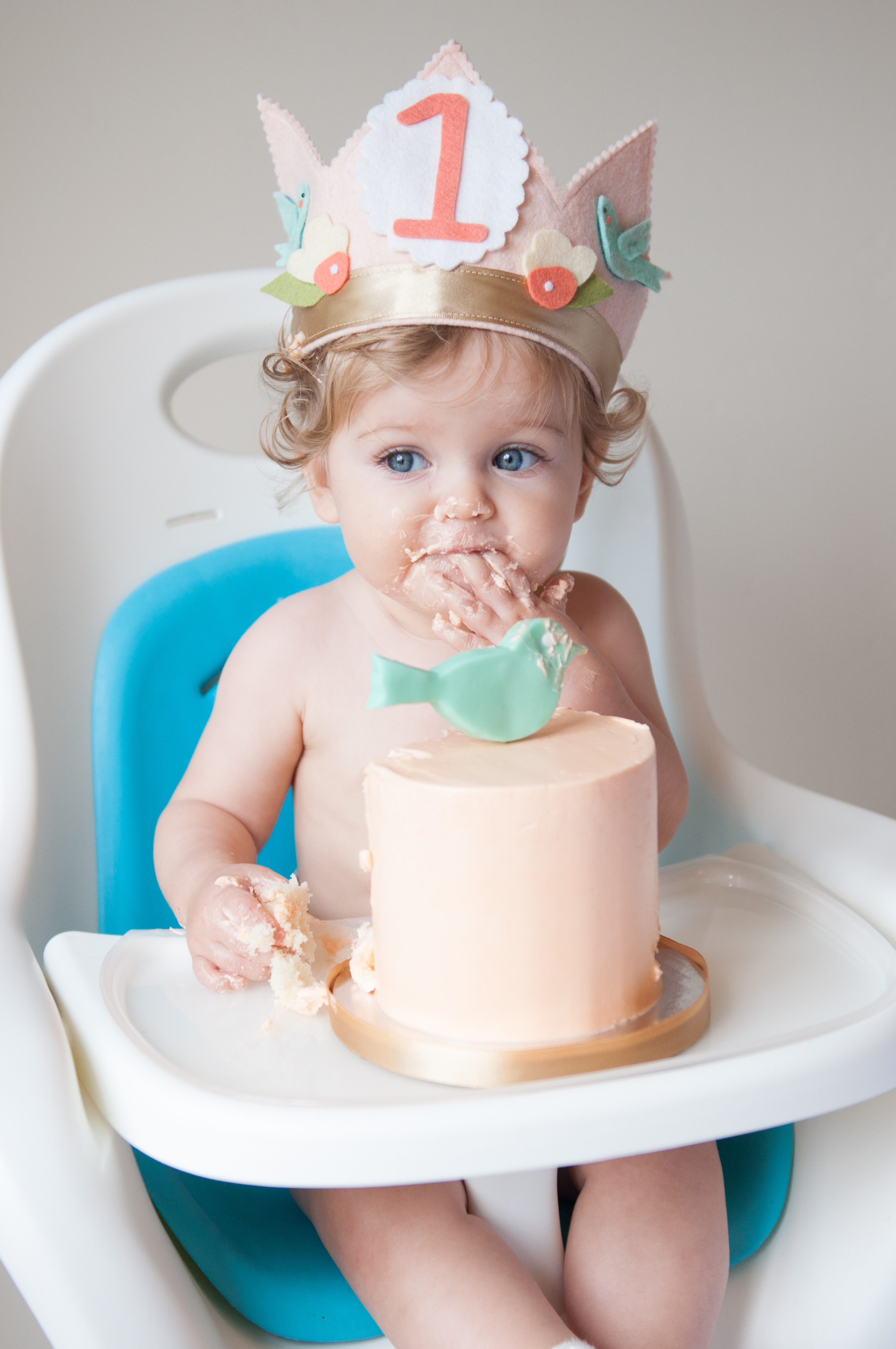 Birdie First Birthday Girl Eating Her Smash Cake