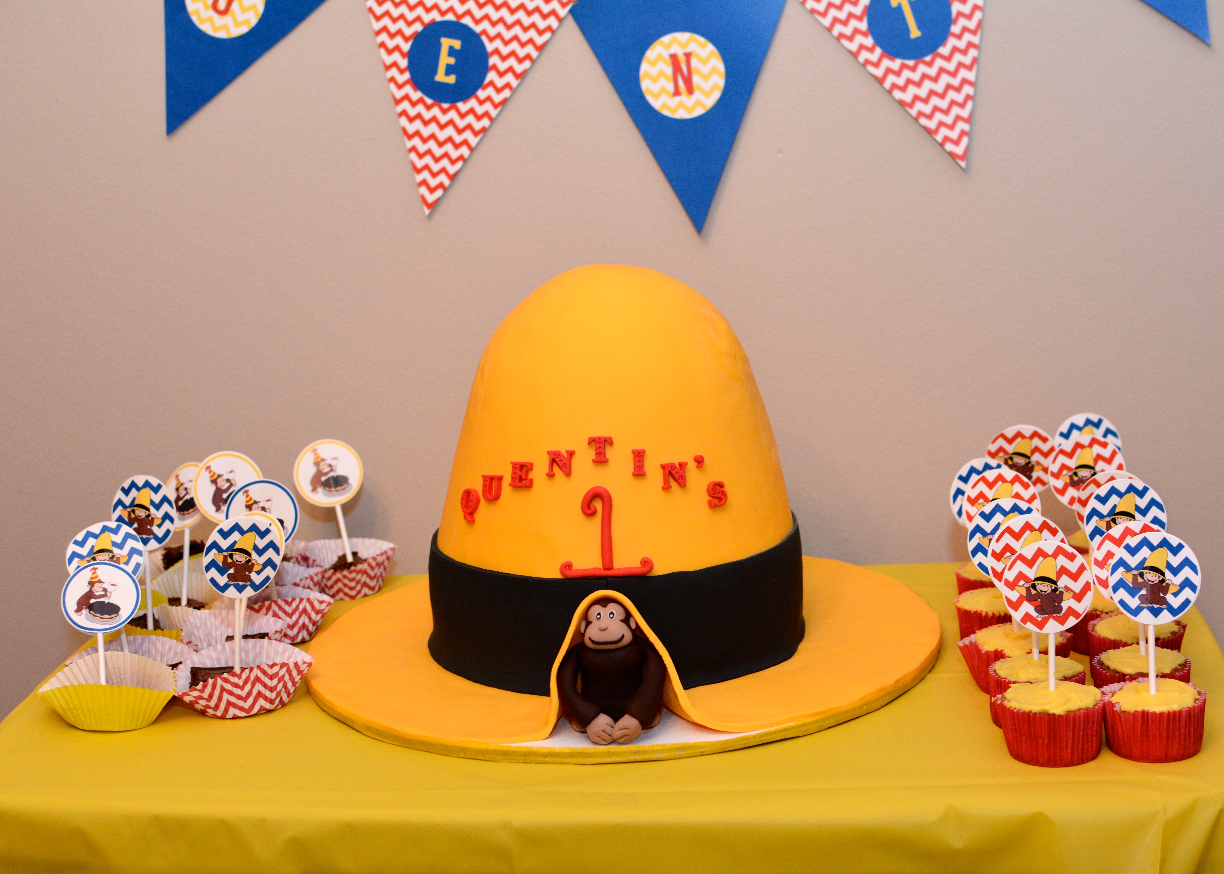 Curious george best sale 1st birthday outfit