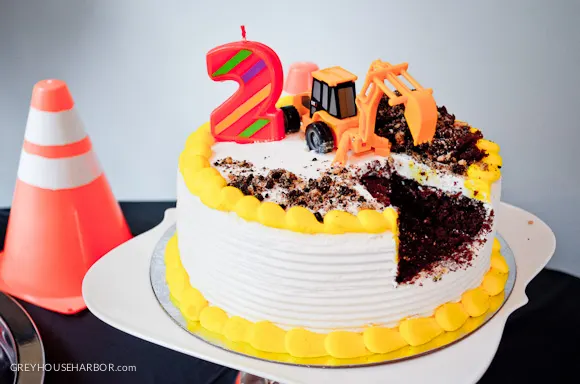 Construction-Themed Birthday Party Cake - Project Nursery