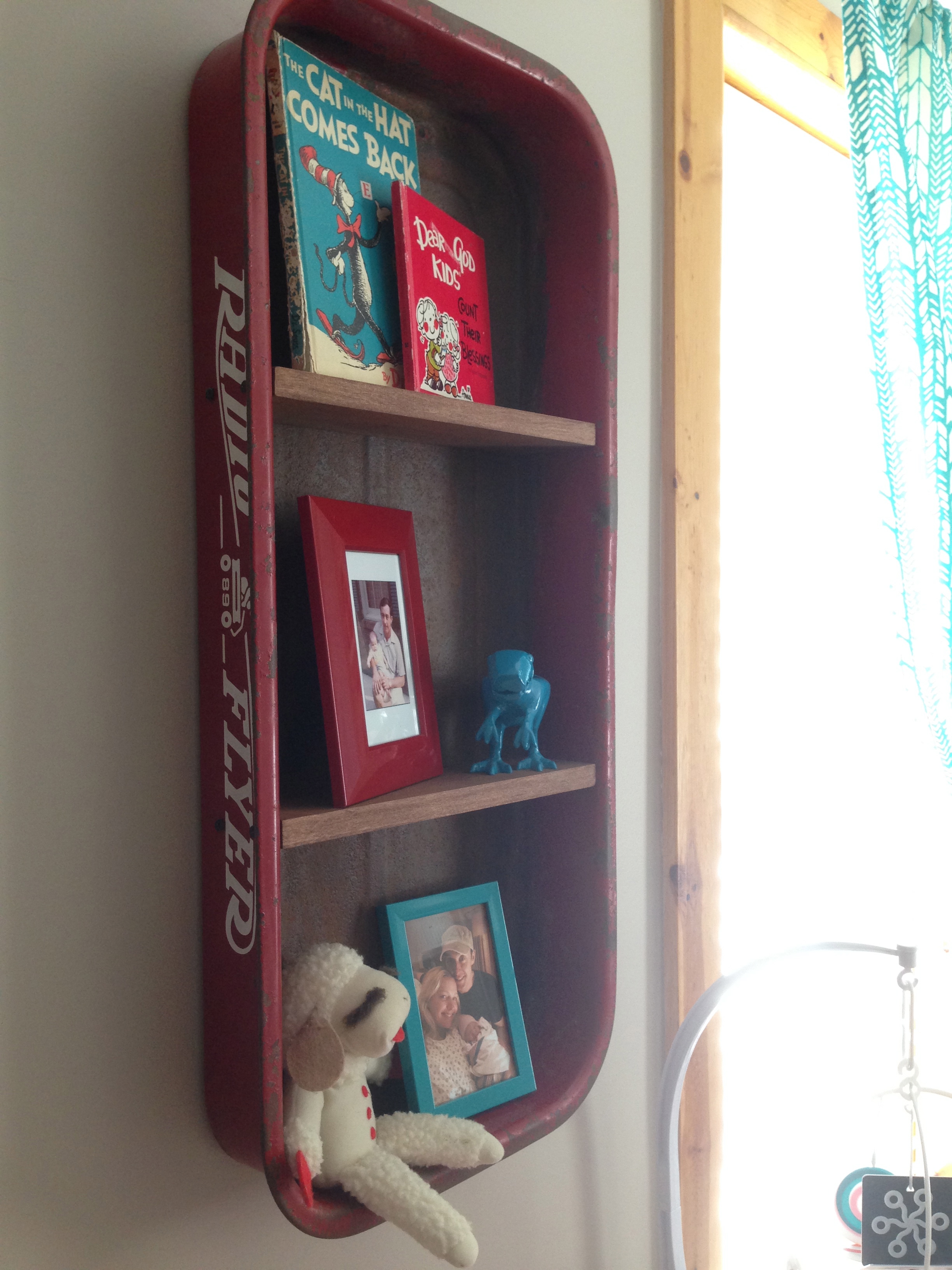 Radio Flyer Shelf