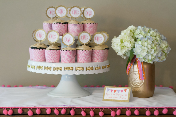 Pom Pom Table Runner and Gold Spray Painted Mason Jar Vase