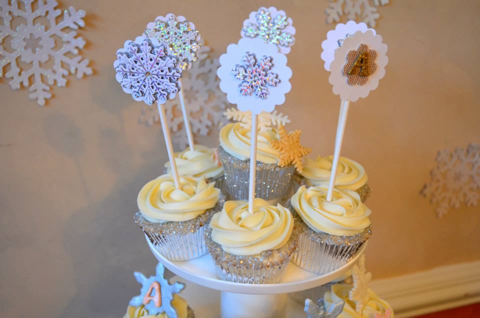 Snowflake Cupcakes Toppers