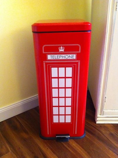 London Telephone Booth Trash Can