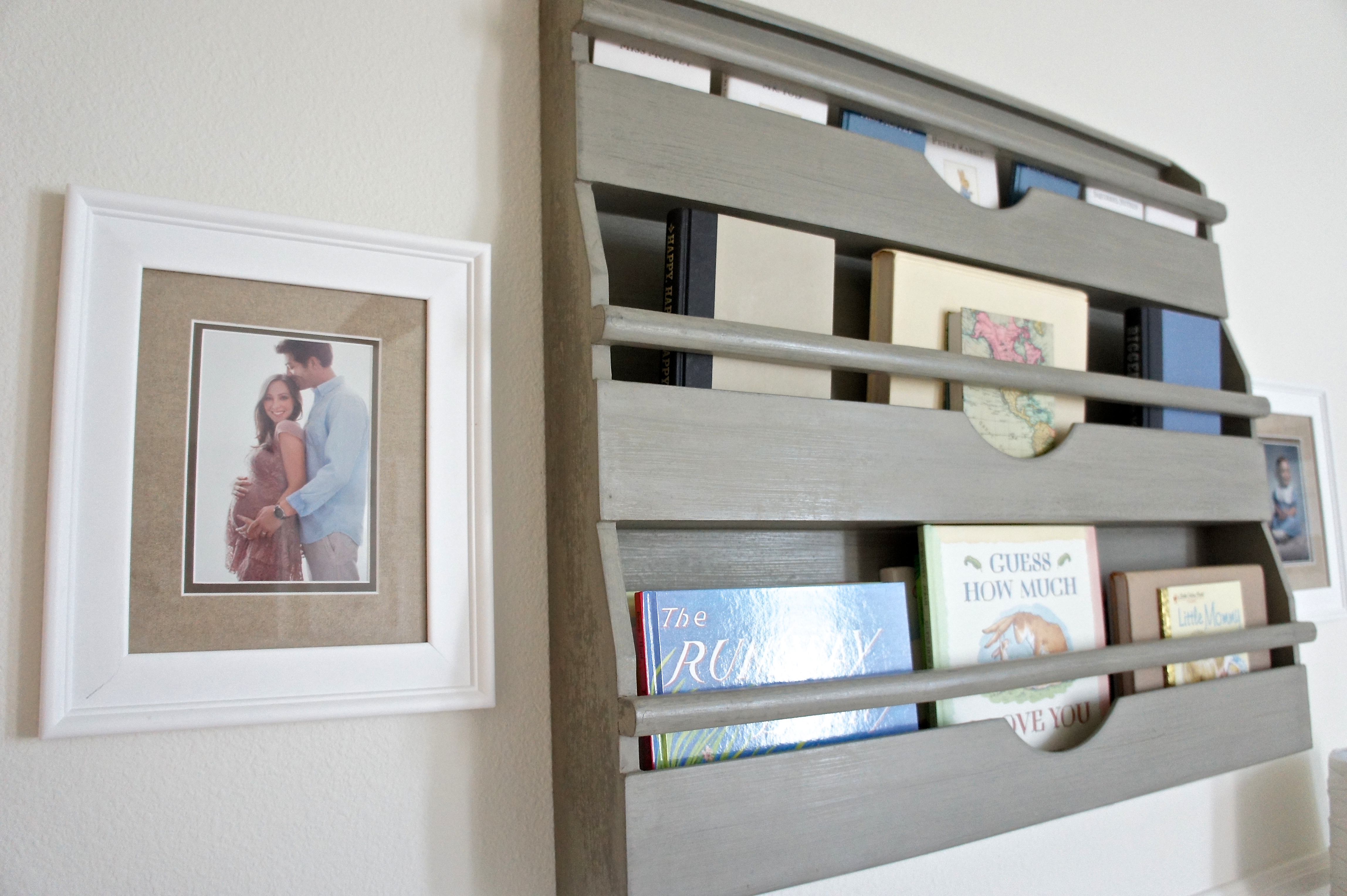 Grey Weathered Wall Bookrack