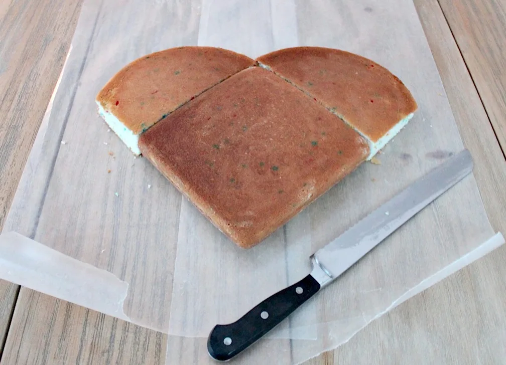 How to Make a Heart-Shaped Cake - Project Nursery