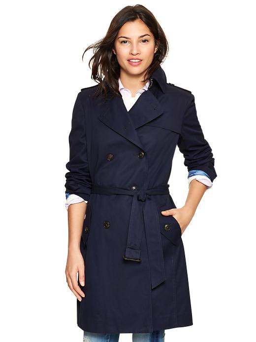 Mom Style: The Trench Coat - Project Nursery