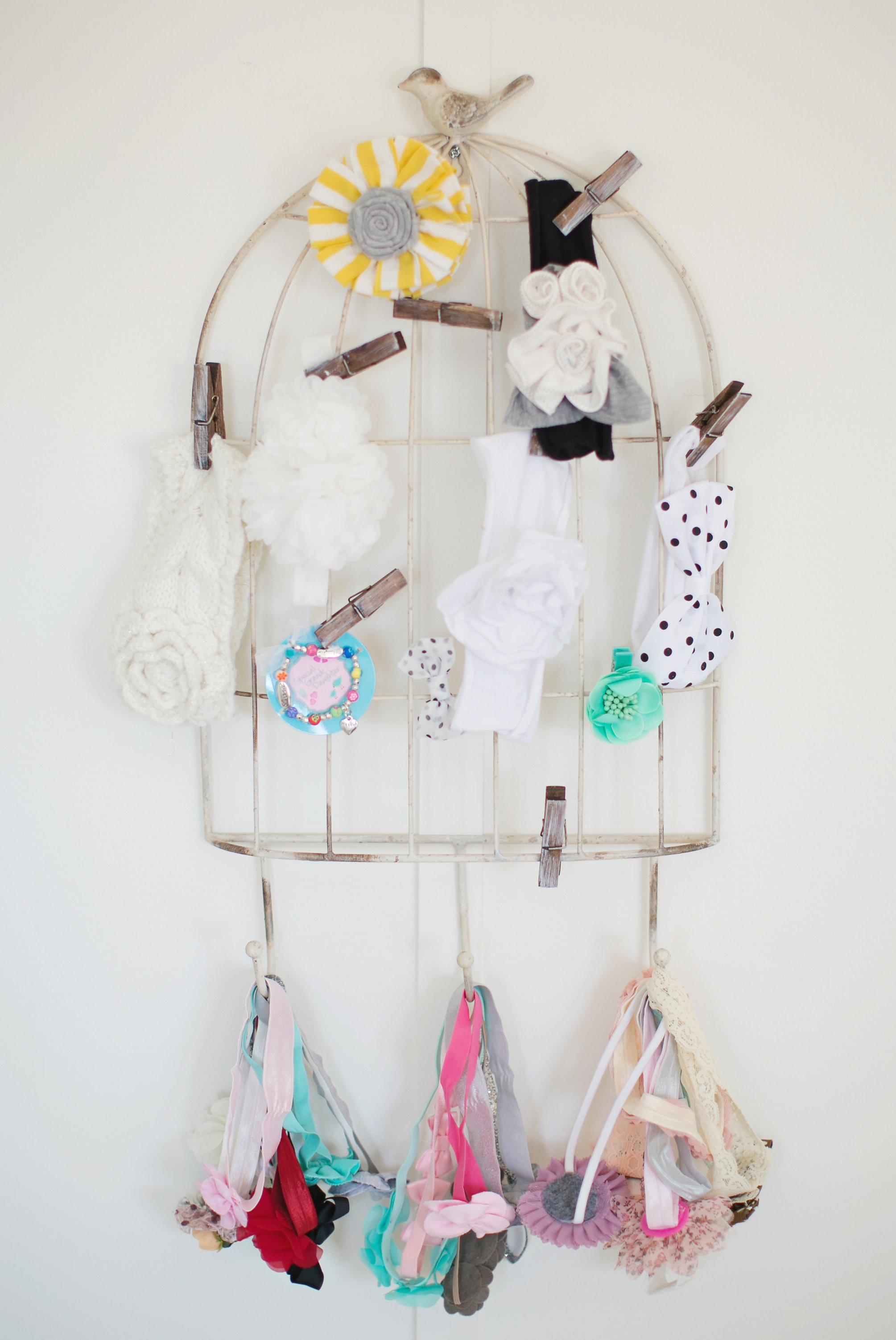 Birdcage Bow Holder with Clothespins