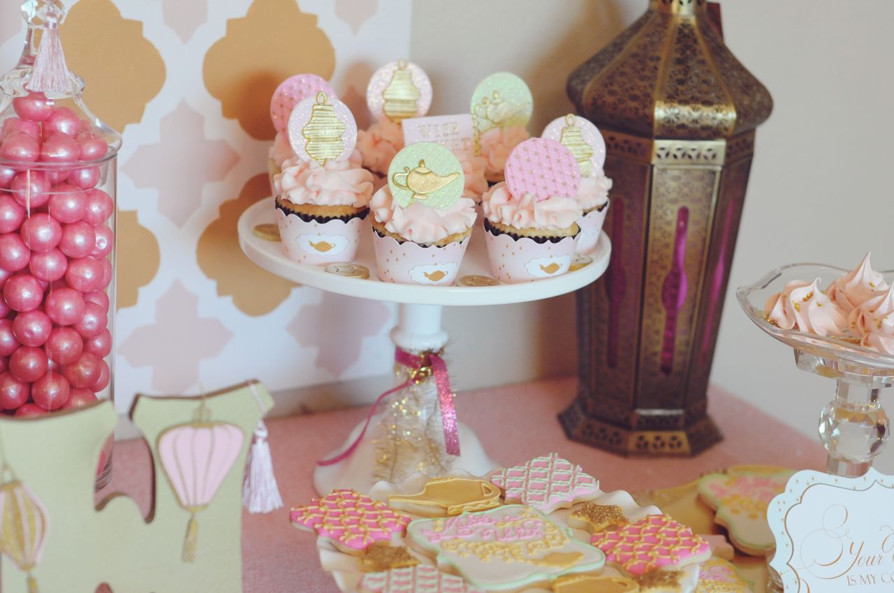 Genie: Make a WISH Birthday Party Cupcakes