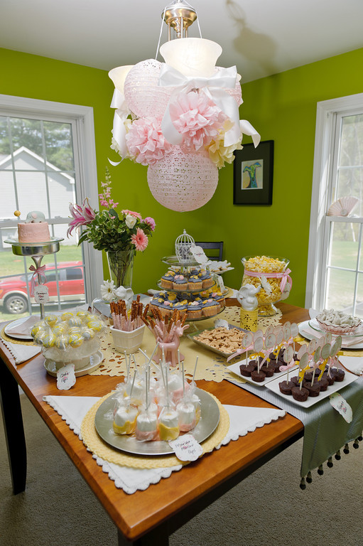 Shabby Chic Dessert Table