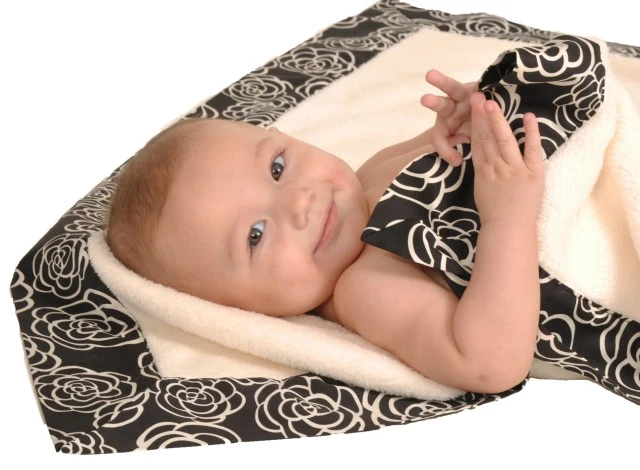 Black and White Blanket from Balboa Baby