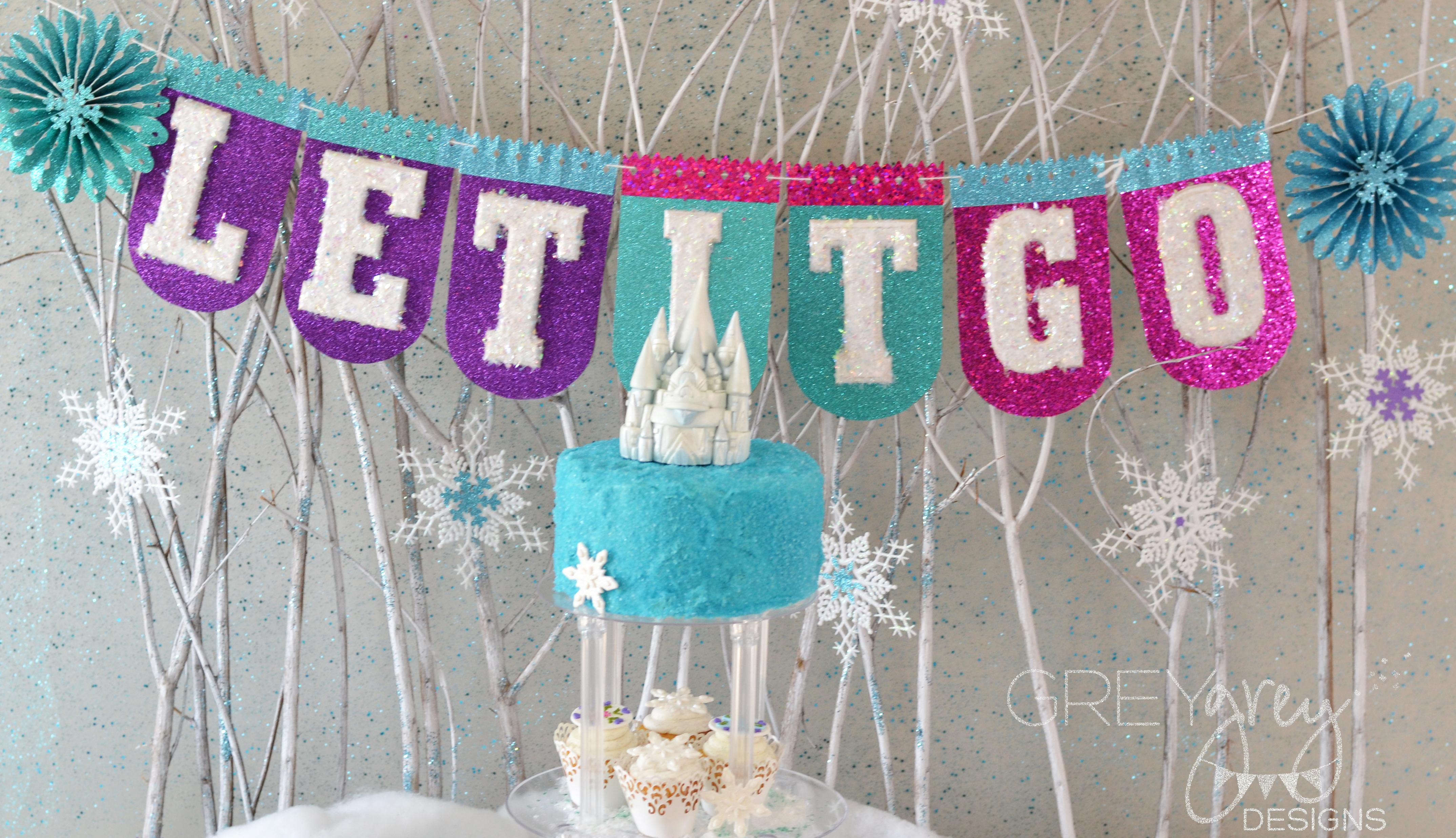 Disney Frozen Banner Using Glittered Card-Stock and Wooden Letters