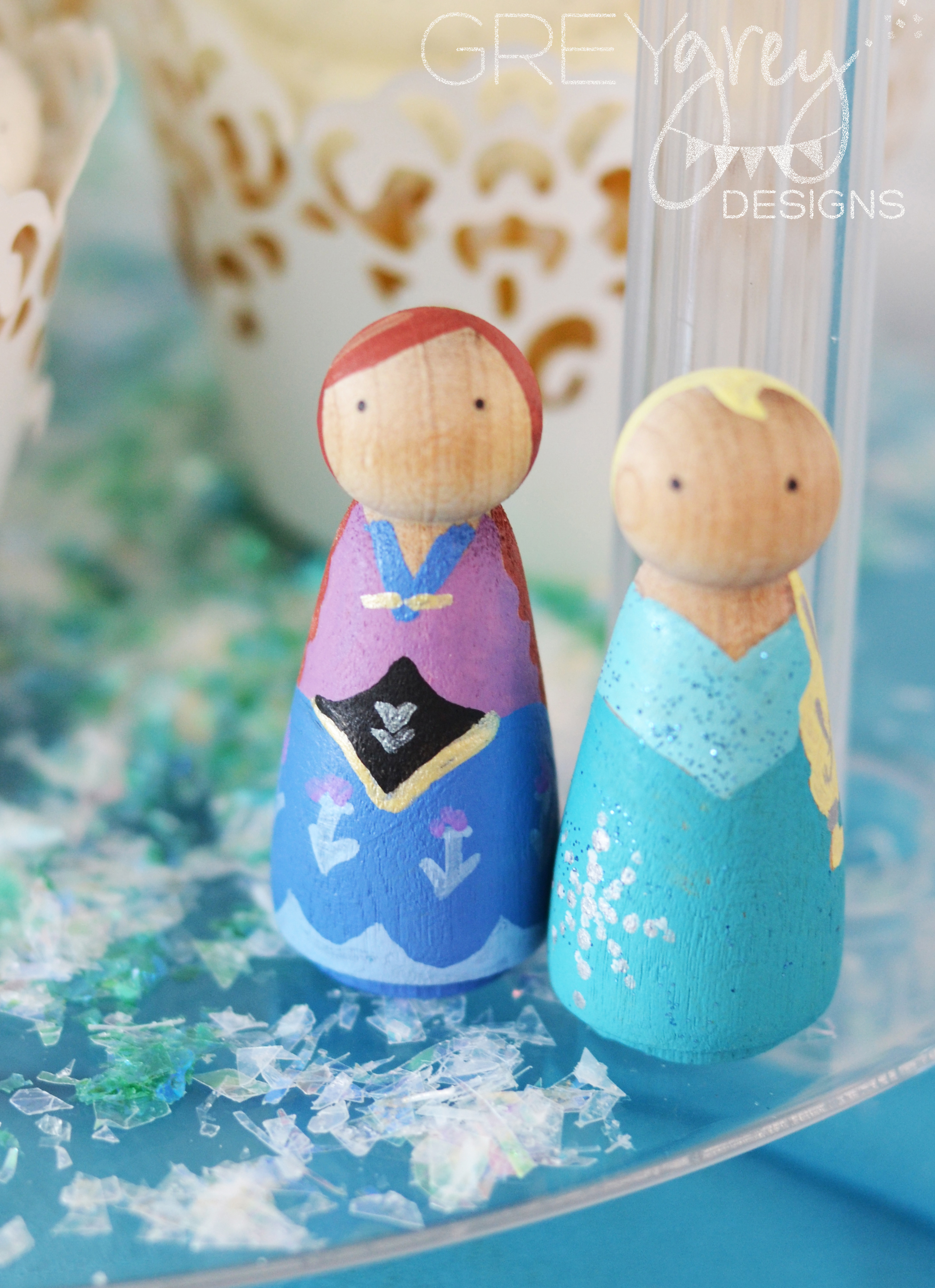 Elsa and Anna Peg Dolls