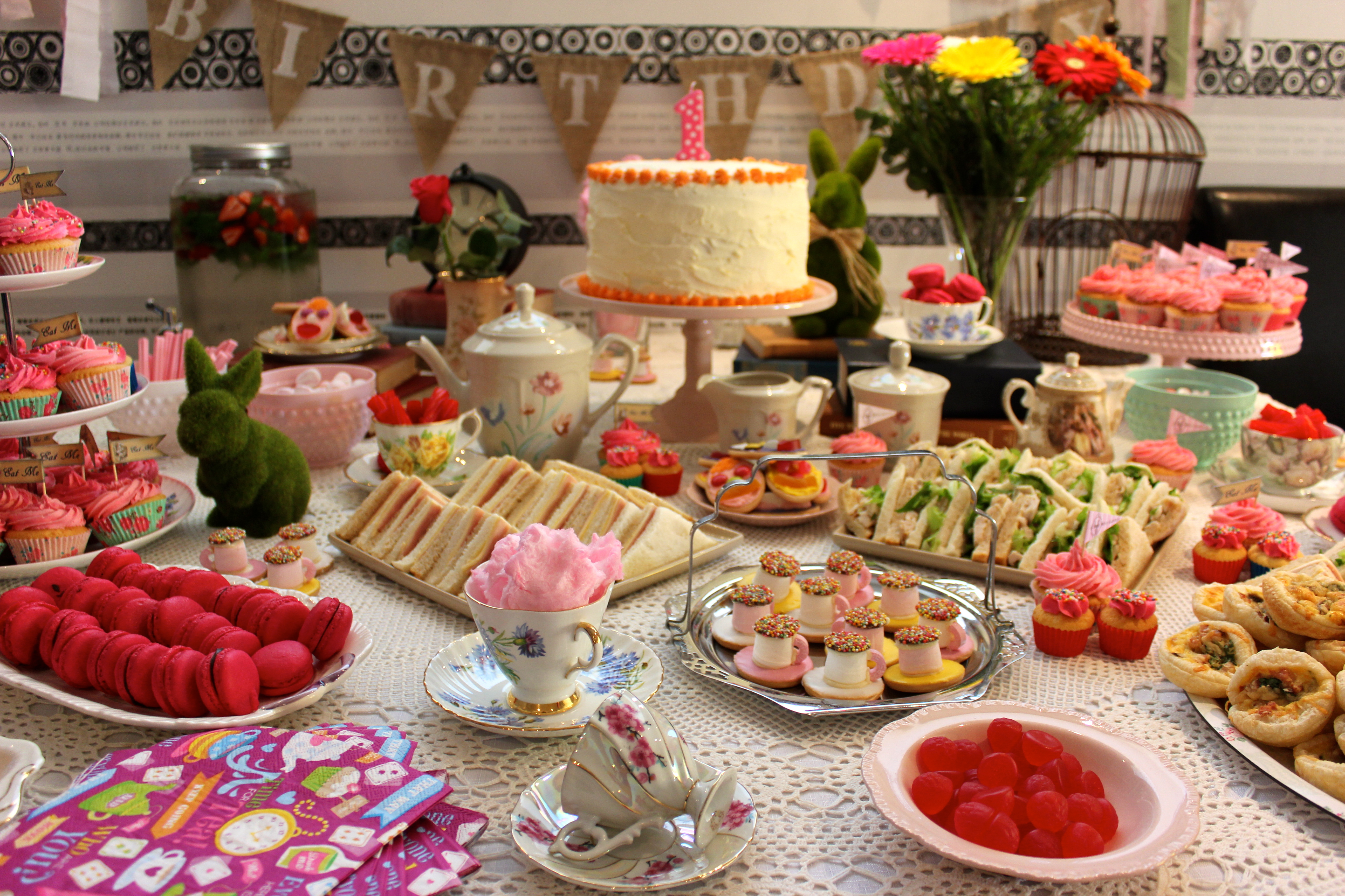Alice in Wonderland party decor food table