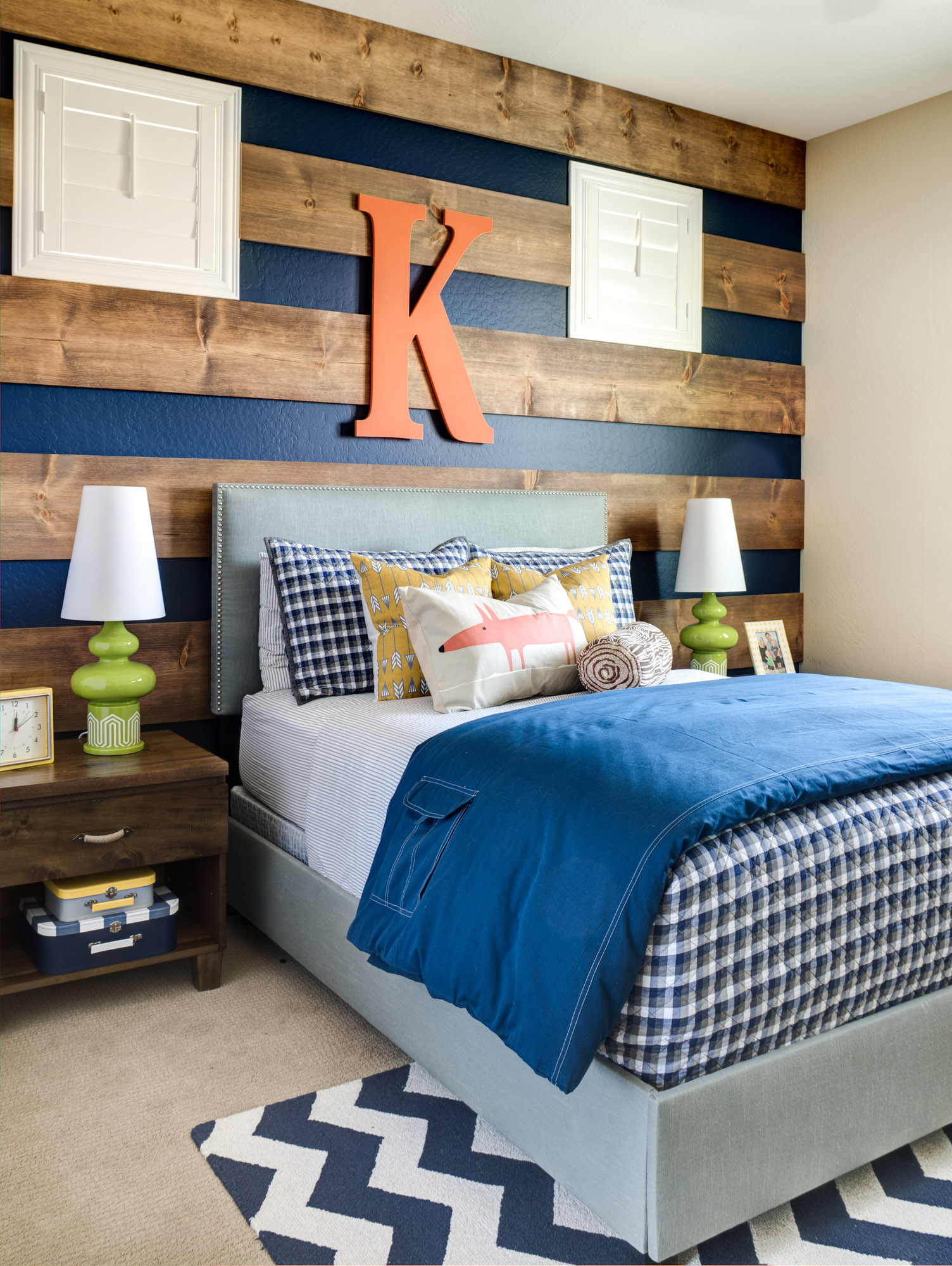 Gallery Roundup Wood Accent Walls Project Nursery   Katie KidRoom Foxes 