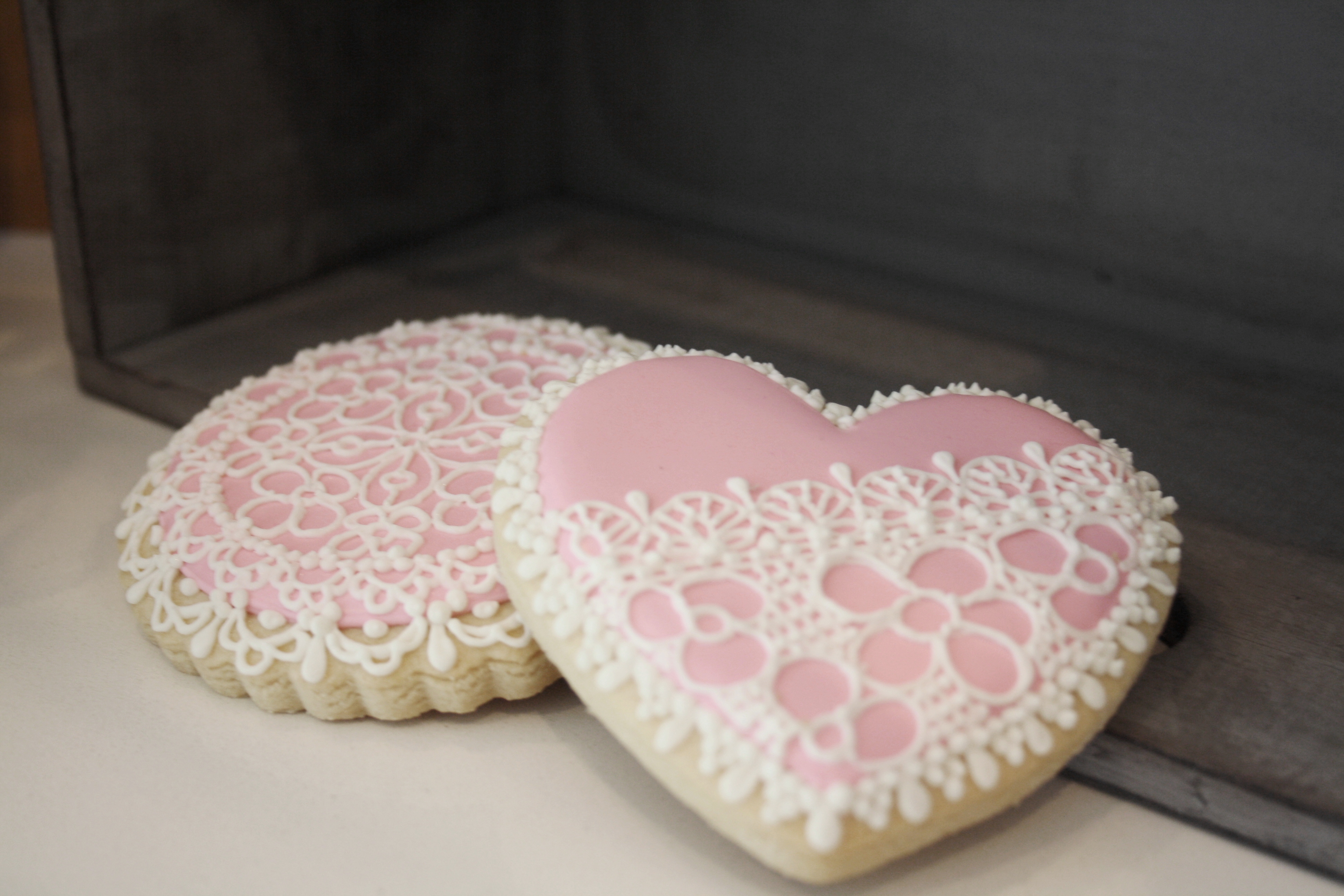 Pink and White Lace Sugar Cookies for this Vintage Lace Cowgirl Birthday