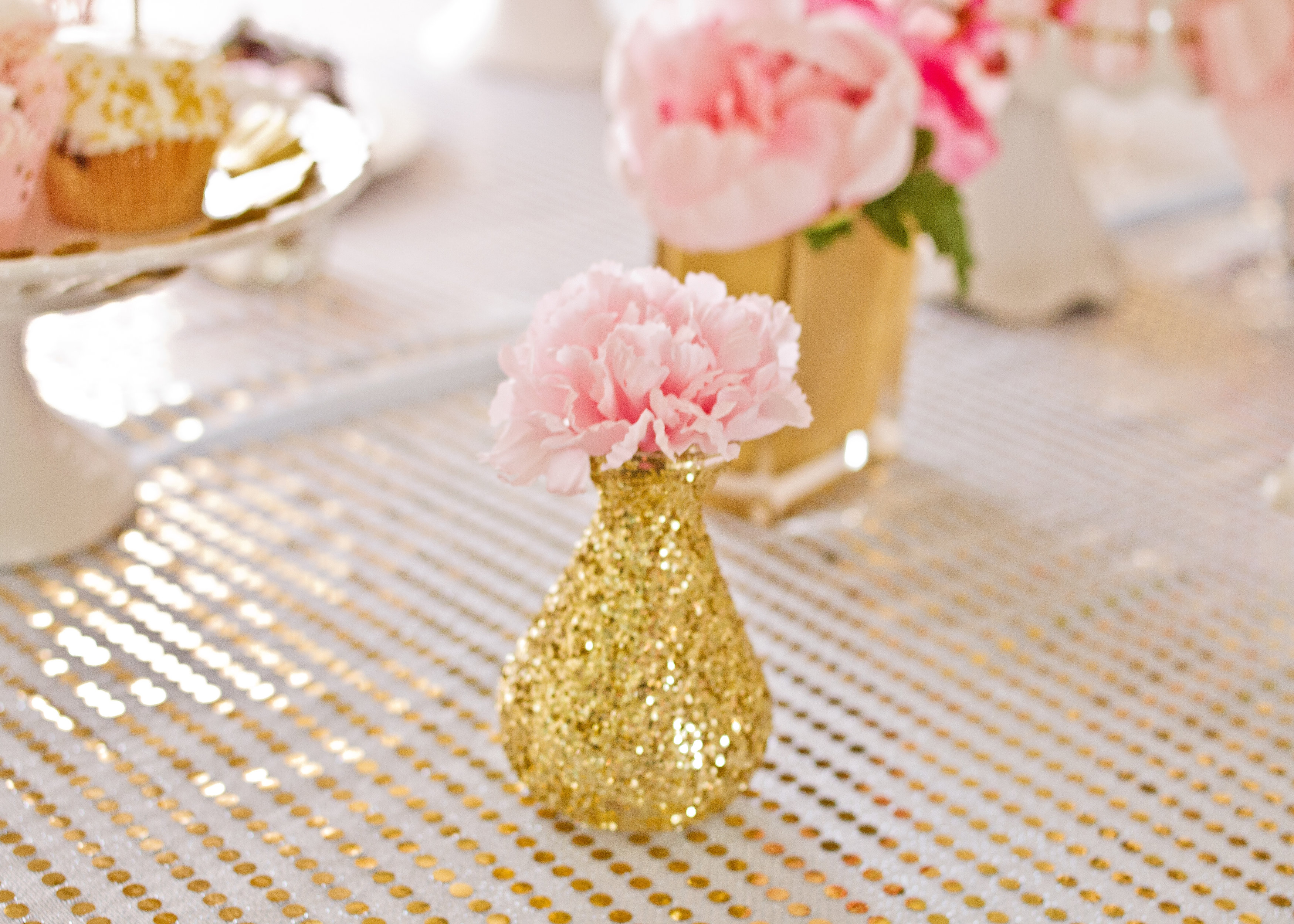 Gold Glitter Vase