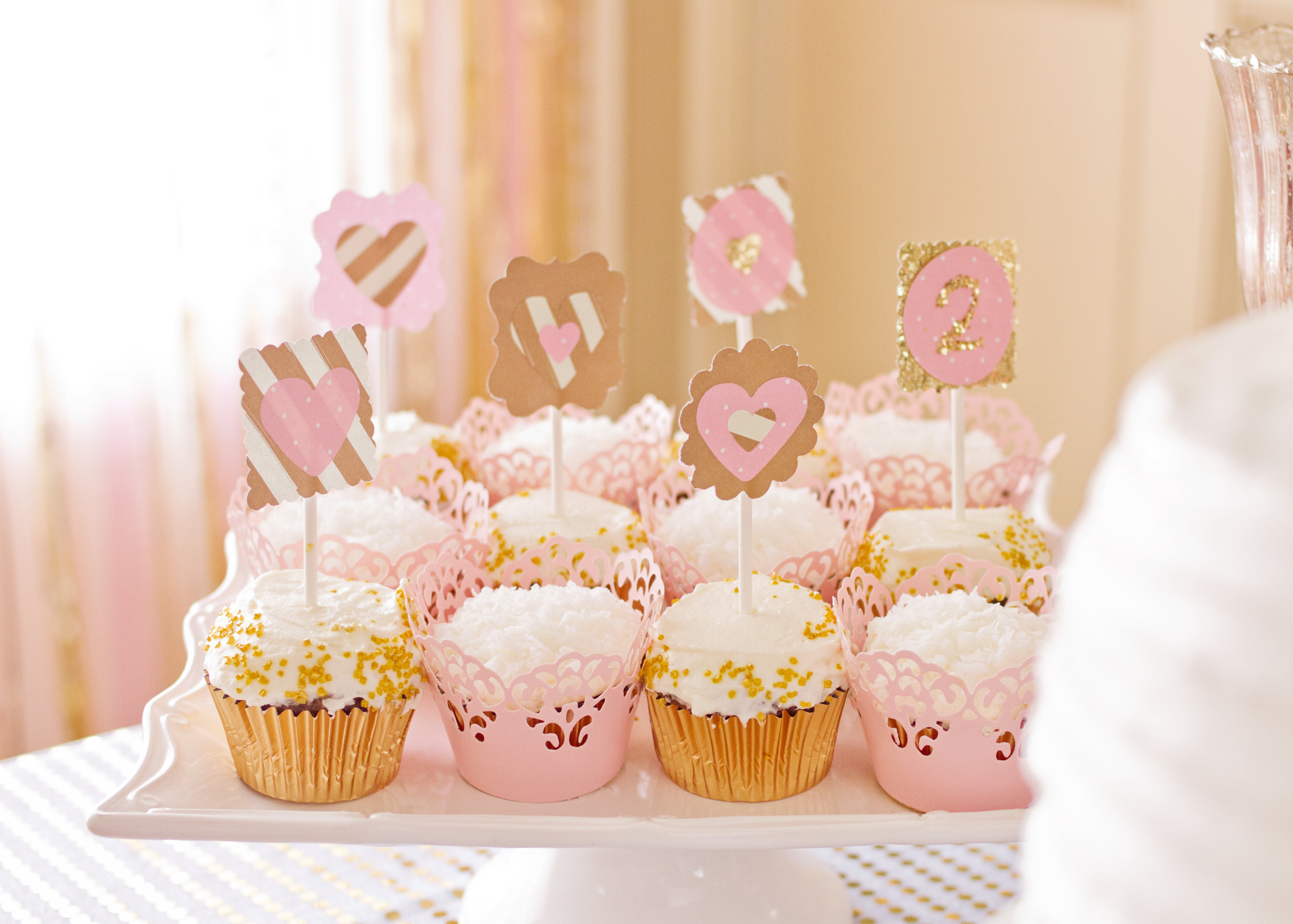 Pink and Gold Birthday Party Cupcakes