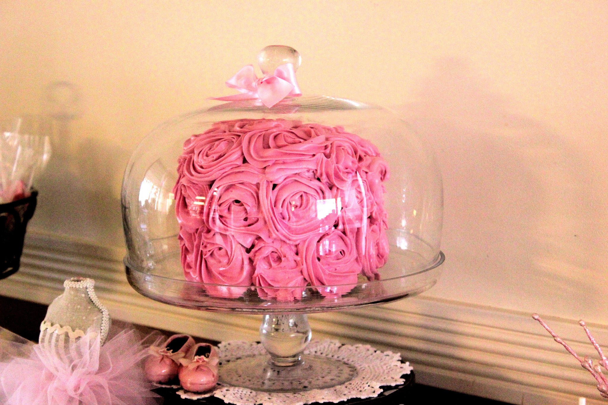 Chocolate and Vanilla Rose Cake