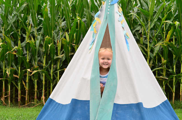 DIY No-Sew Teepee