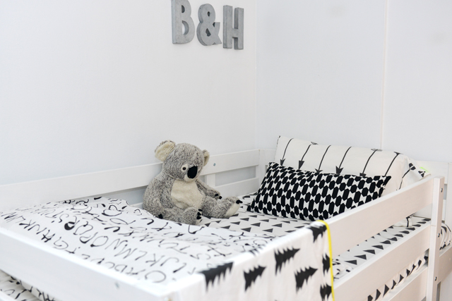 Black and White Shared Kids Room