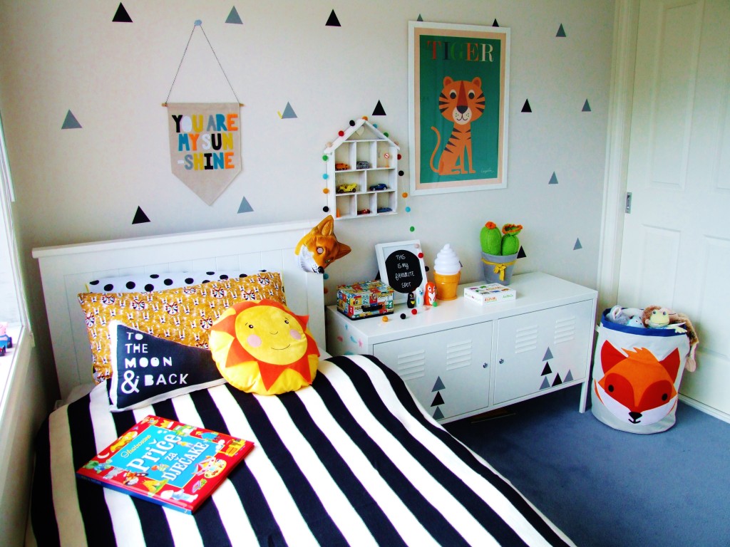Triangle Decals in Colorful Boy's Room - Project Junior