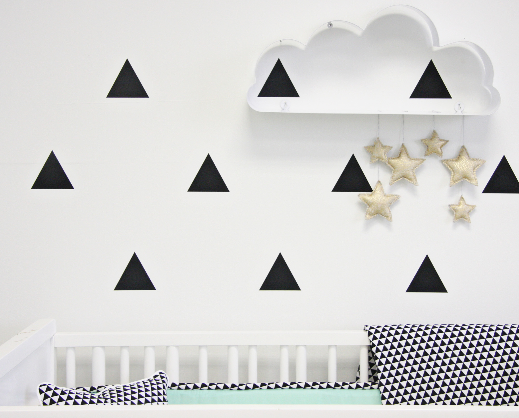 DIY Cloud Shelf with Stars