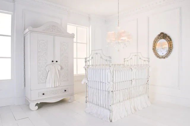 Parisian Crib in Distressed White from Bratt Decor