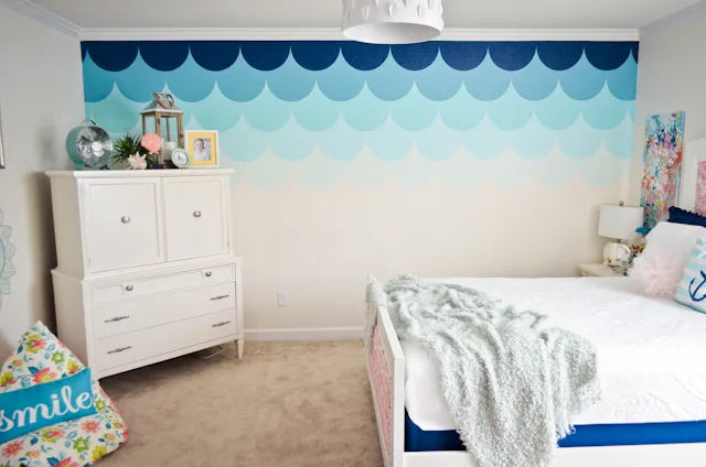 Ombre Scalloped Accent Wall