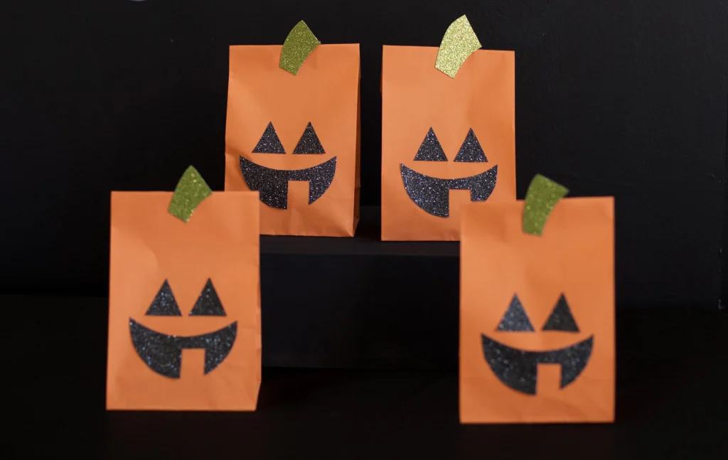 Jack-O'-Lantern Paper Bags