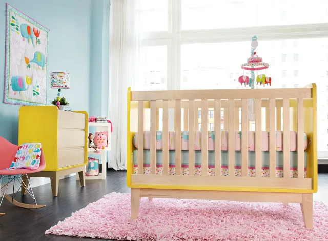 Tivoli Convertible Crib Yellow