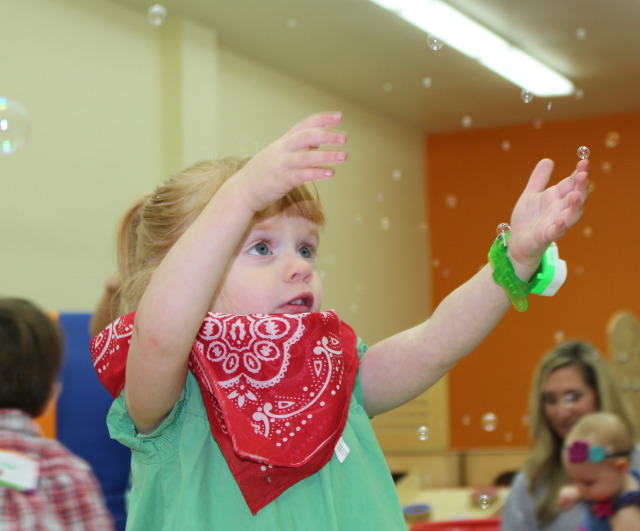 Gymboree Play and Music  Bubbles