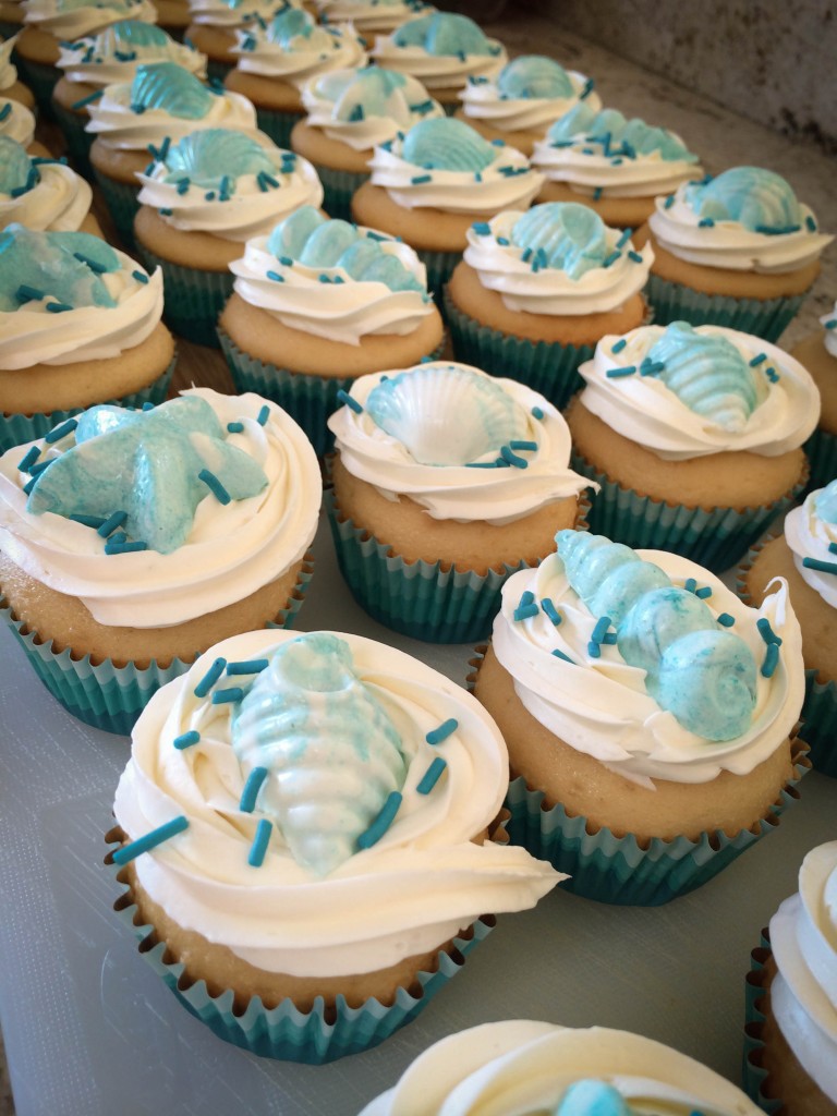 Turquoise Seashell Cupcakes for this Mermaid Birthday Party