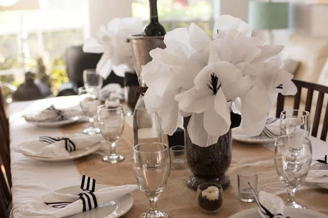 Black, White and Neutral Tablescape