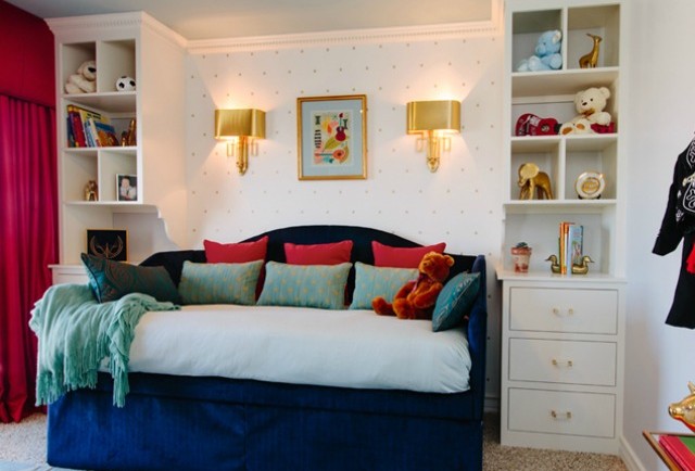 Toddler Room with Upholstered Daybed