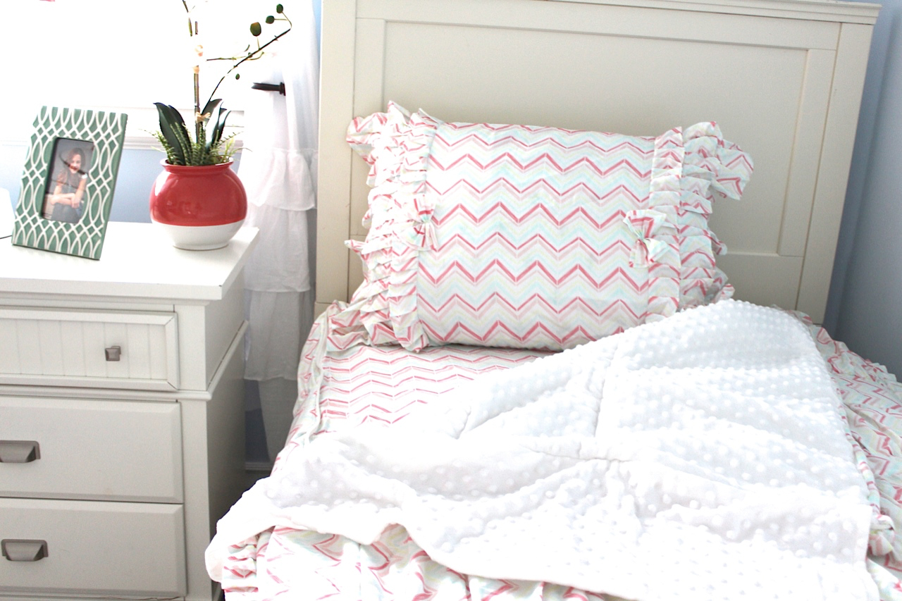 Pink Chevron Beddy's